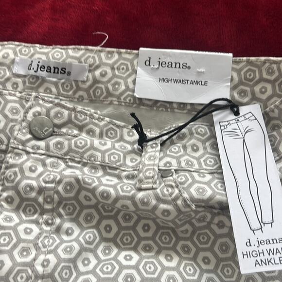 NWT D. Jeans 14 High Waisted Hexagon Patterned Ankle Pants - Picture 8 of 9